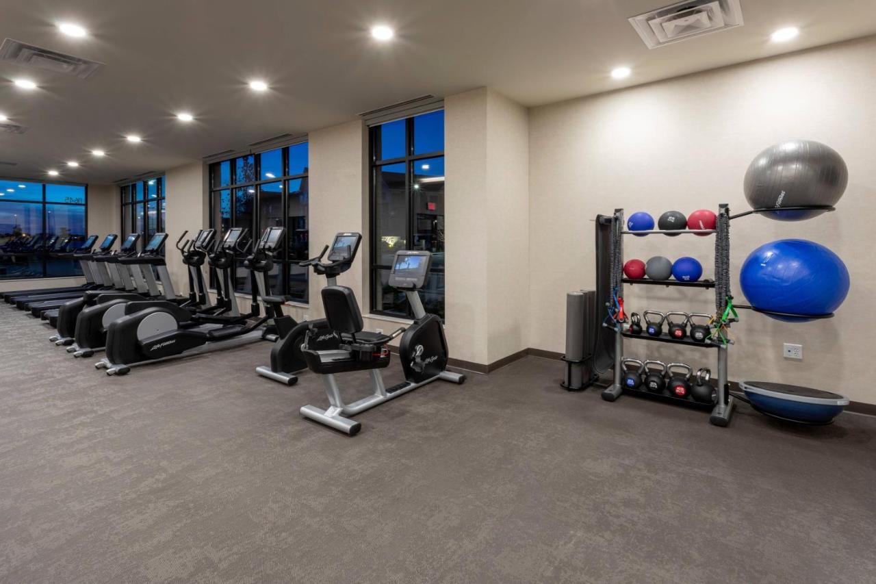Residence Inn Minneapolis Maple Grove/Arbor Lakes מראה חיצוני תמונה