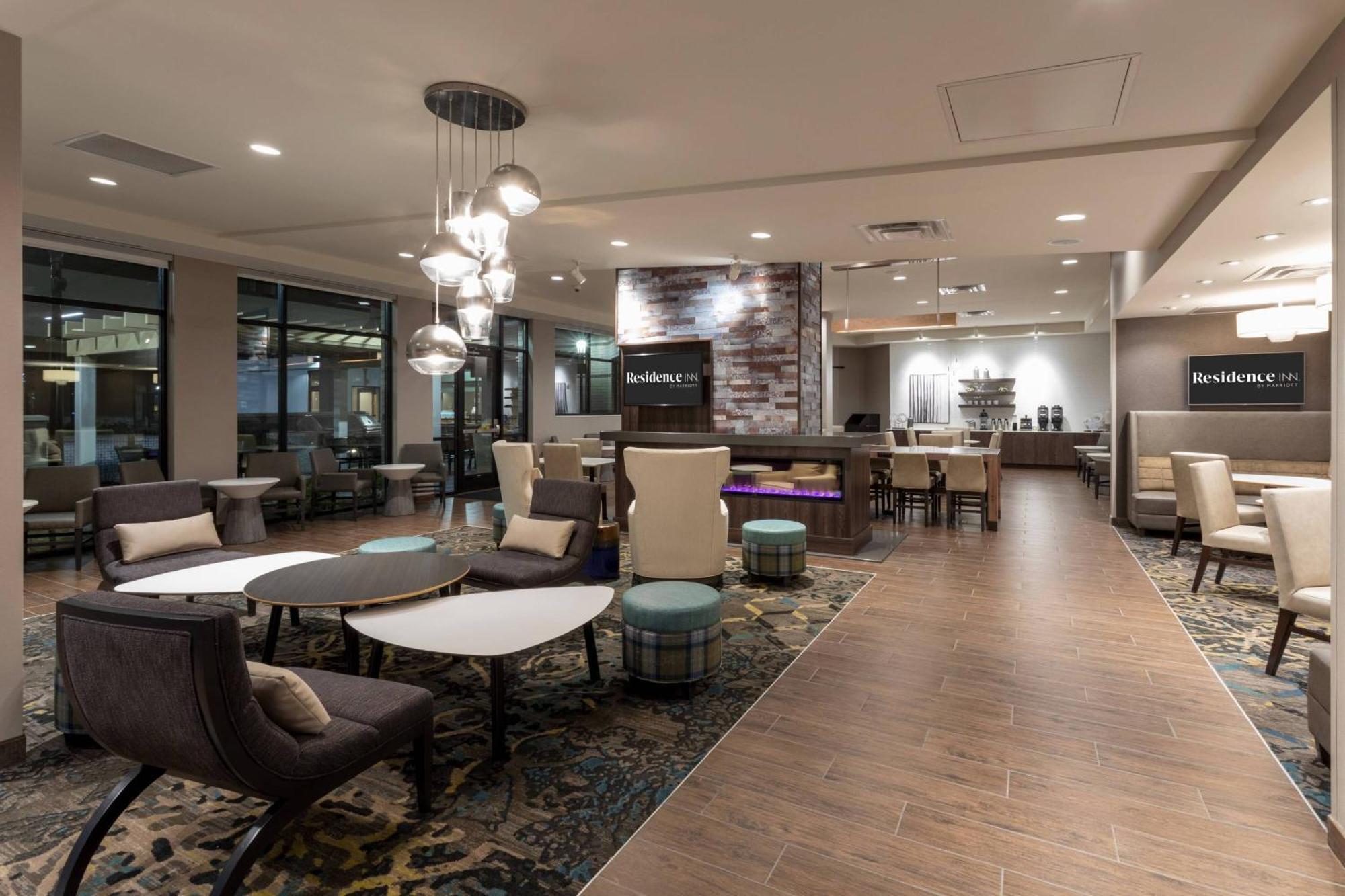 Residence Inn Minneapolis Maple Grove/Arbor Lakes מראה חיצוני תמונה